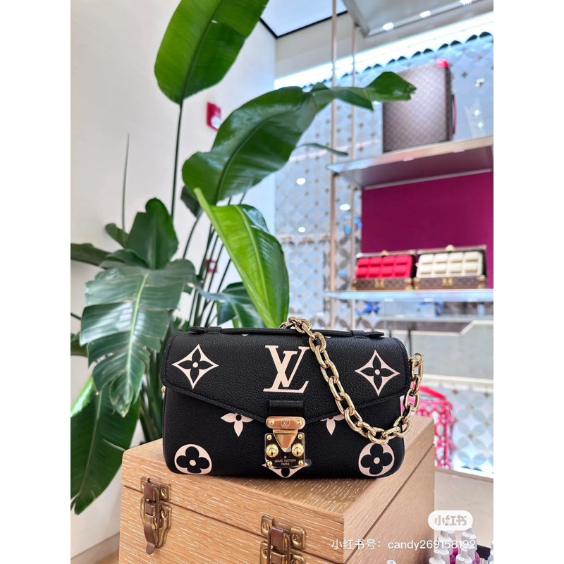 Túi đeo chéo lv hàng super chuẩn loại 1 fullbox sz 21