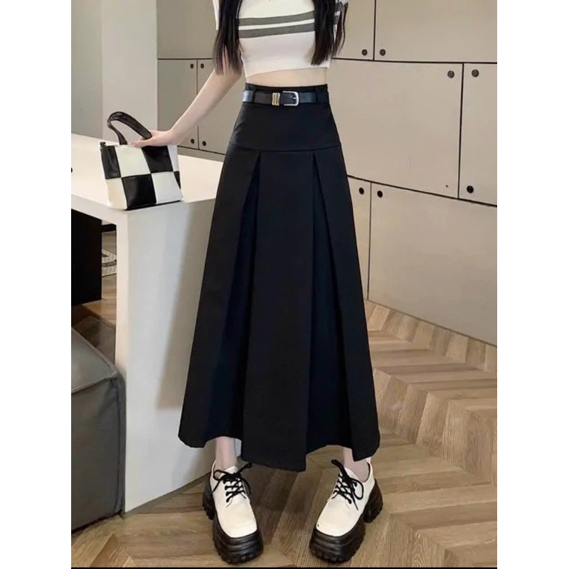Chân váy dài xếp ly màu đen- ghi lên form xinh xắn