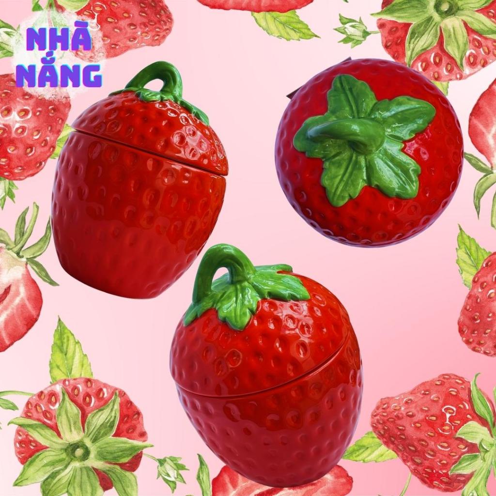 Nến thơm xuất khẩu Mỹ Martha Stewart hình dâu tây thơm nức nở, decor phòng, hương thơm thư giãn