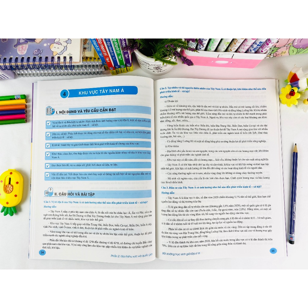 Sách - Bồi Dưỡng Học Sinh Giỏi Địa Lí 11 - Biên soạn theo chương trình GDPT mới - ndbooks