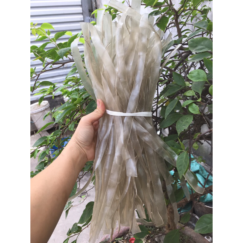 Miến rong dẹt thái tay, dai ngon từng sợi
