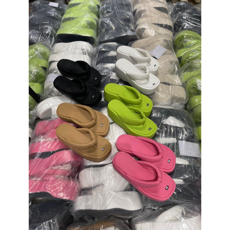 Dép bánh mỳ xỏ ngón tôn dáng