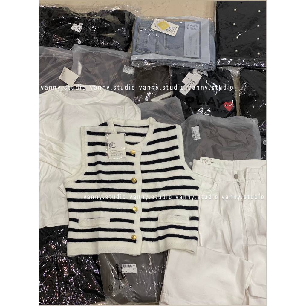 SET  áo gile sọc đen trắng và quần jeans suông màu trắng QC