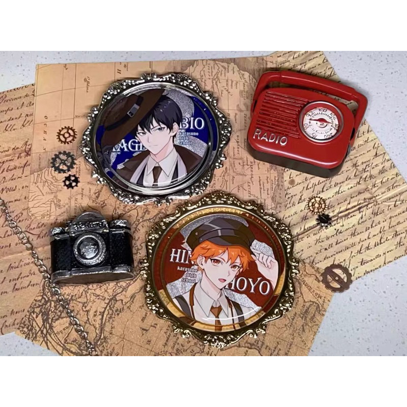 Set huy hiệu và postcard Haikyuu couple Kageyama và Hinata hàng artist có bản quyền