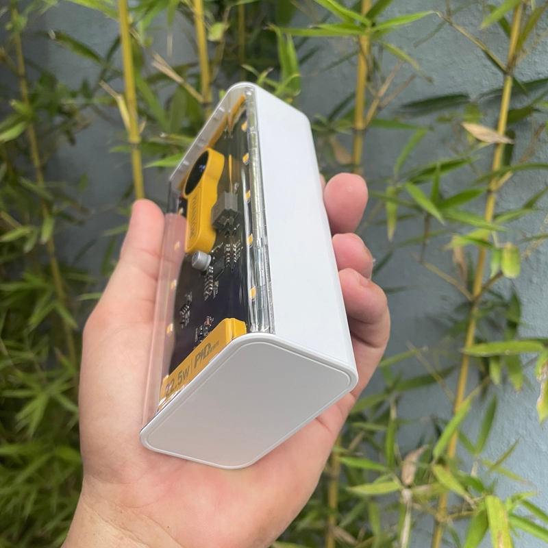 Pin dự phòng sạc nhanh PHANTOM P18 20000mAh tích hợp 4 cáp sạc QC 22.5 và PD 20W - 10 đèn led 4 chế độ
