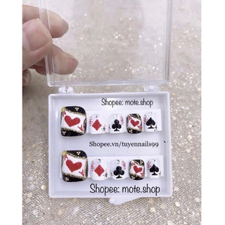 Nailbox CHÂN hình lá bài Tết