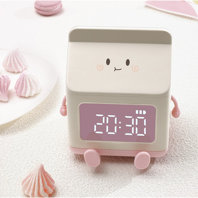 Đồng hồ hình hộp sữa dễ thương