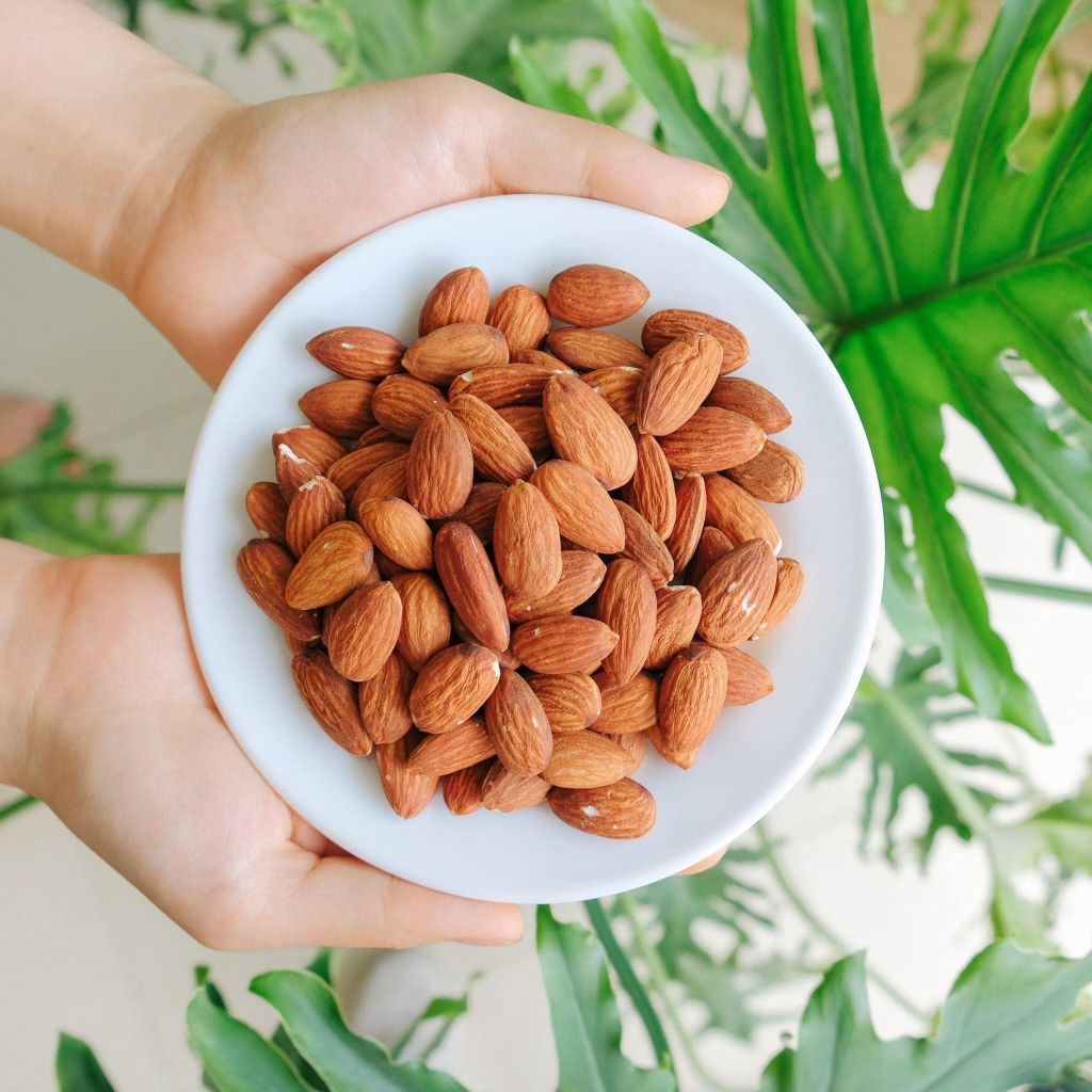 Hạnh nhân rang mộc chín vị tự nhiên