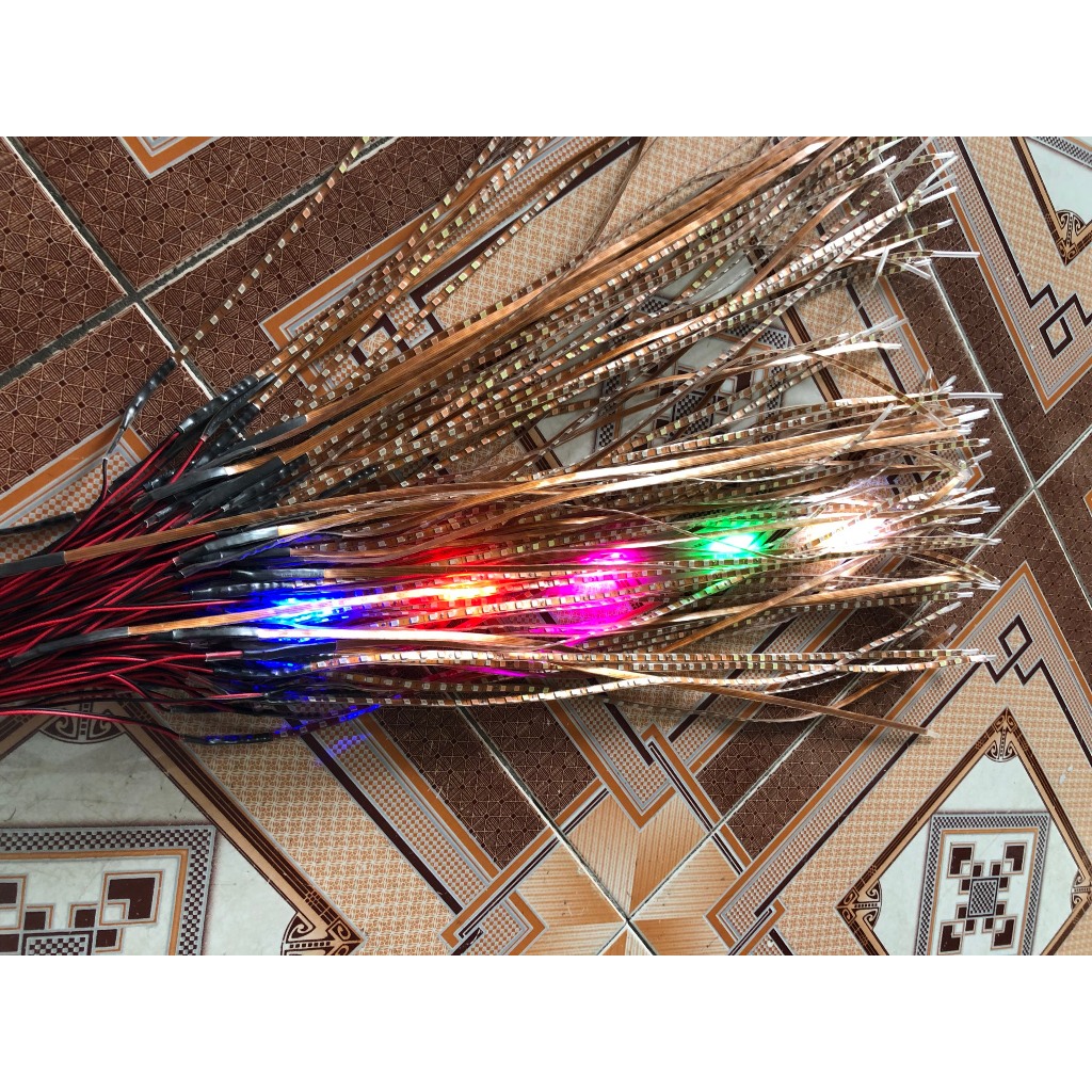 Đèn dây LED nhiều màu 7 màu nháy 12V 45cm