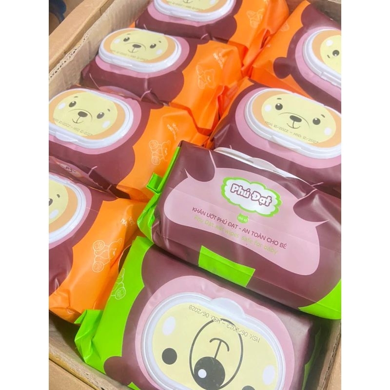 Khăn Ướt Gấu Phú Đạt 150 tờ- Siêu To Mềm Mịn, Không Mùi