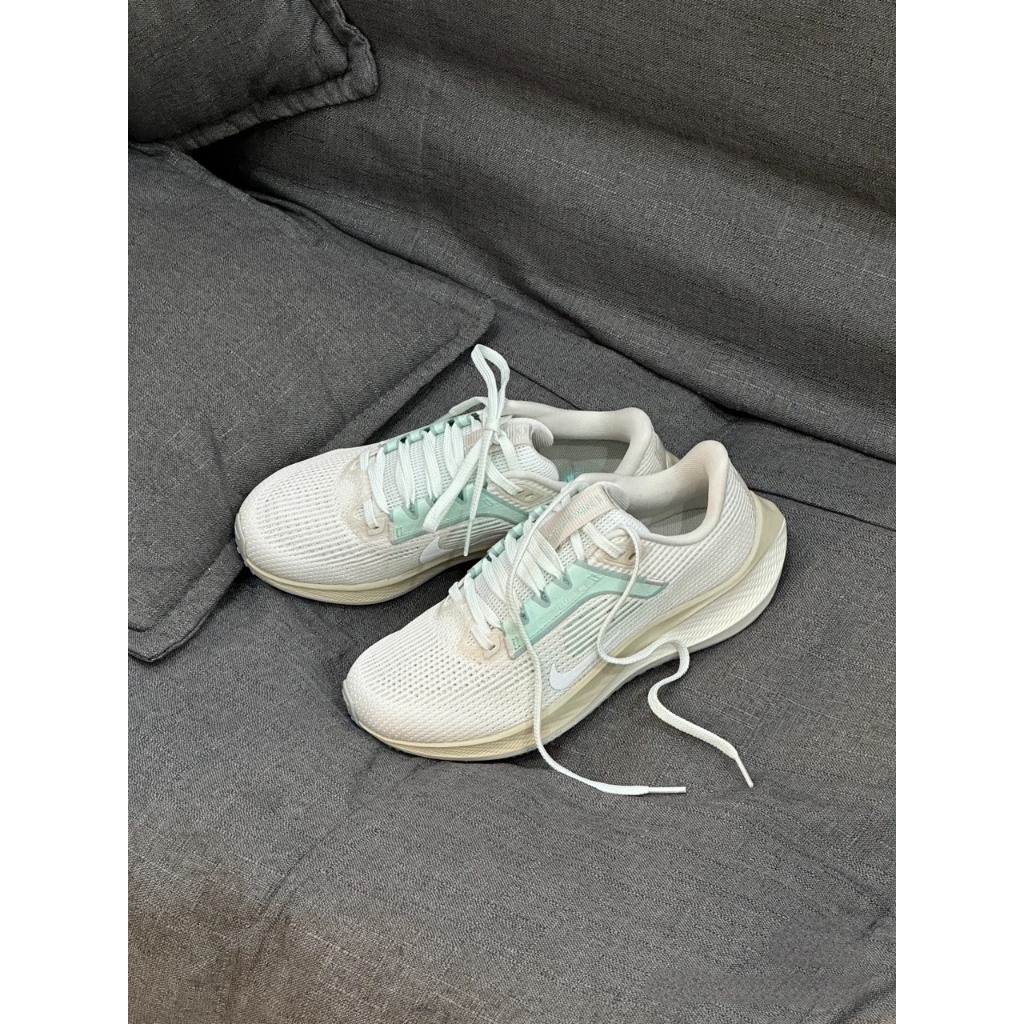 Giày thể thao chạy bộ AIR ZOOM PEGASUS 40 phù hợp chạy quãng 25km trở lại êm nhẹ