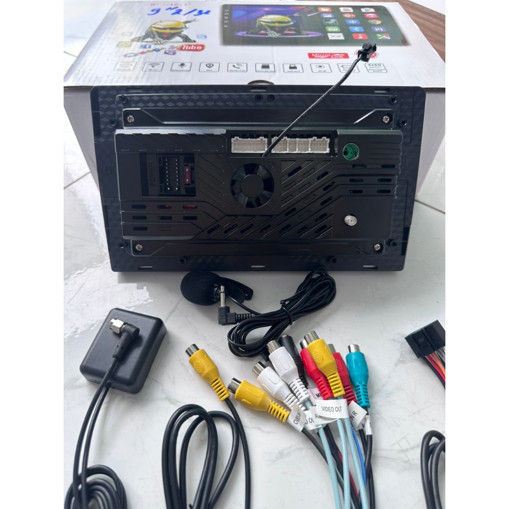 Màn hình android cho ô tô OLEDPRO A3 bản wifi Ram 2G 32G tặng VIETMAP S2, có quạt tản nhiệt, chia đôi màn hình