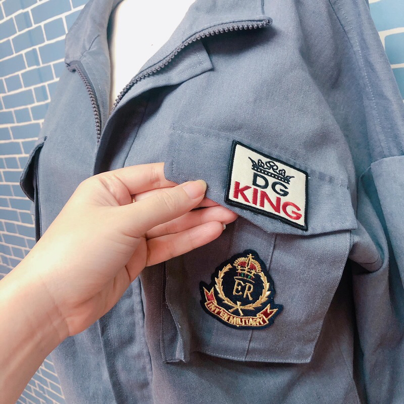 Áo khoác ngoài xám hình thêu 2hand