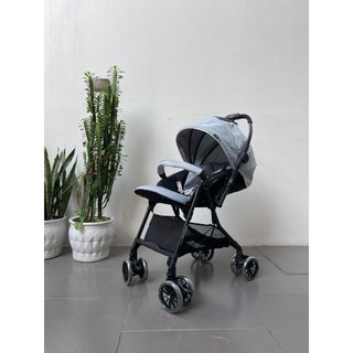 xe đẩy nhật COMBI NEYO COMPACT 4 CAS