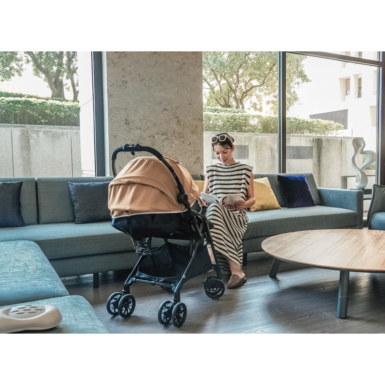 xe đẩy nhật COMBI NEYO COMPACT 4 CAS
