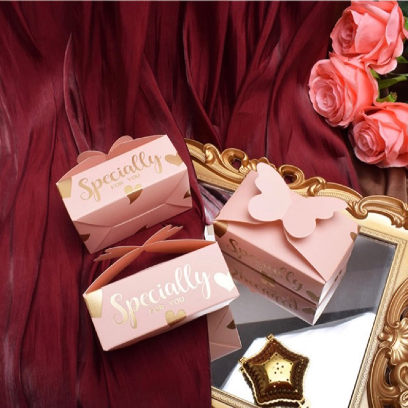 Hộp quà tặng hộp quà cưới hộp socola 4-6v hộp đựng butterfly, trang trí giỏ quà Tết