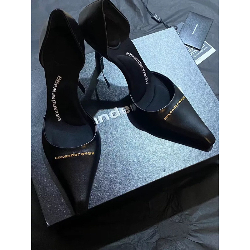 Giày Alex mũi nhọn hở eo sang trọng da mềm 1658A