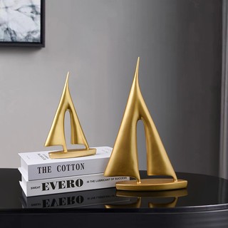Thuyền buồm vàng trơn decor trang trí nhà cửa