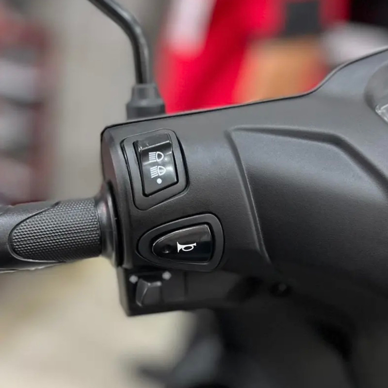 Công tắt tắt đèn xe máy