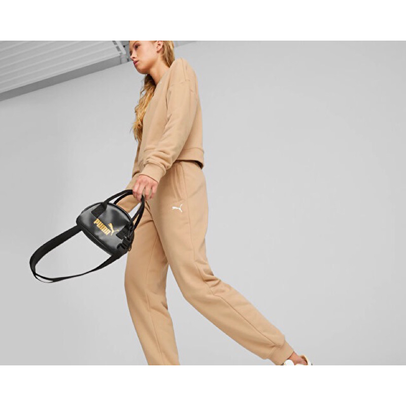 Túi Pu M@, Lev is Xuất Nhật