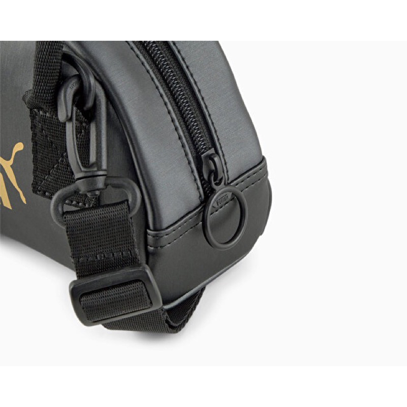 Túi Pu M@, Lev is Xuất Nhật