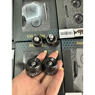 Gù Carbon mẫu mới gh racing(tặng 2 ốc inoc)