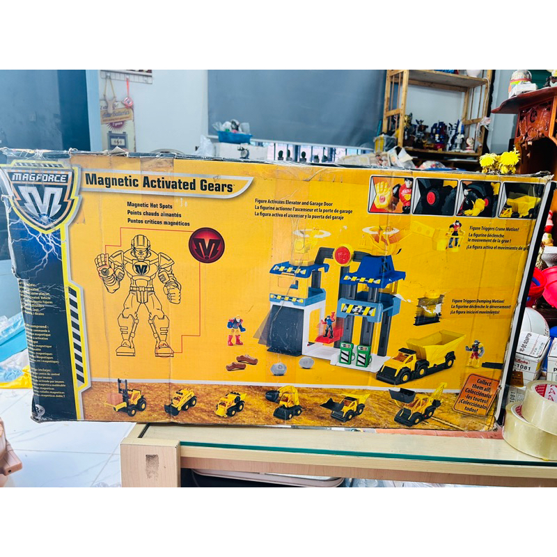 Đồ chơi xe công trình Magforce Control Tower