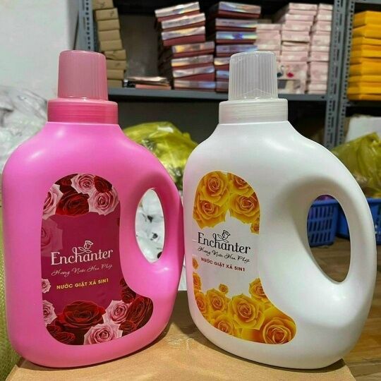 NƯỚC GIẶT ENCHANTER 2L 5IN1 HƯƠNG NƯỚC HOA CAO CẤP