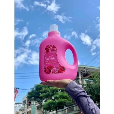 NƯỚC GIẶT ENCHANTER 2L 5IN1 HƯƠNG NƯỚC HOA CAO CẤP