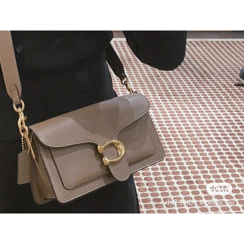 ✨✨Tabby Shoulder Bag 20✨✨CM546🌟Mẫu túi coac.h tabby đơn giản, thanh lịch