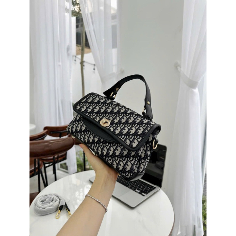 Túi quai xách mẫu mới