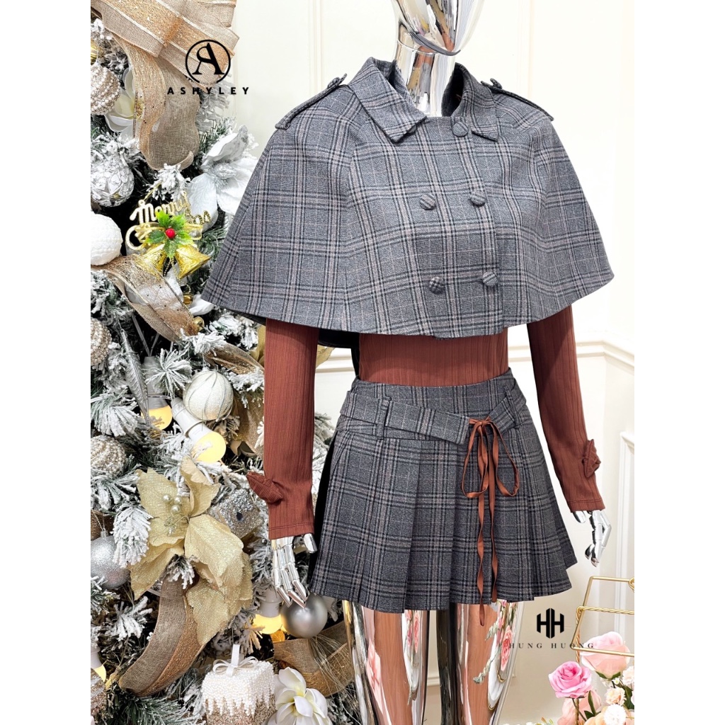 Set áo choàng chân váy xếp ly kẻ sọc 𝐀𝐒𝐇𝐘𝐋𝐄𝐘 kèm áo thun gân tay đính nơ xinh xắn