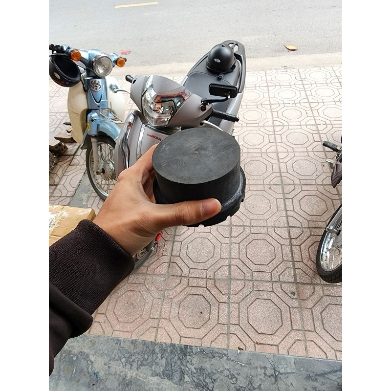 Chân Đế Thang Cao Su Đặc . Dùng Cho Mọi Loại Thang - KMB
