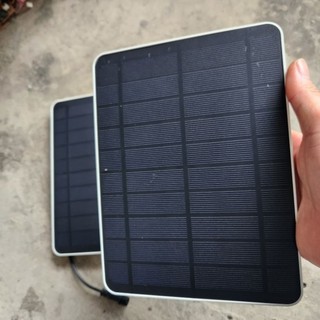 Tấm pin năng lượng mặt trời 5v - 6v/ 400 - 600ma