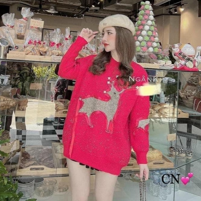 Áo Len Đỏ Noel Hình Hươu Nhũ Óng Ánh Họa Tiết LV -MPGuangZhou