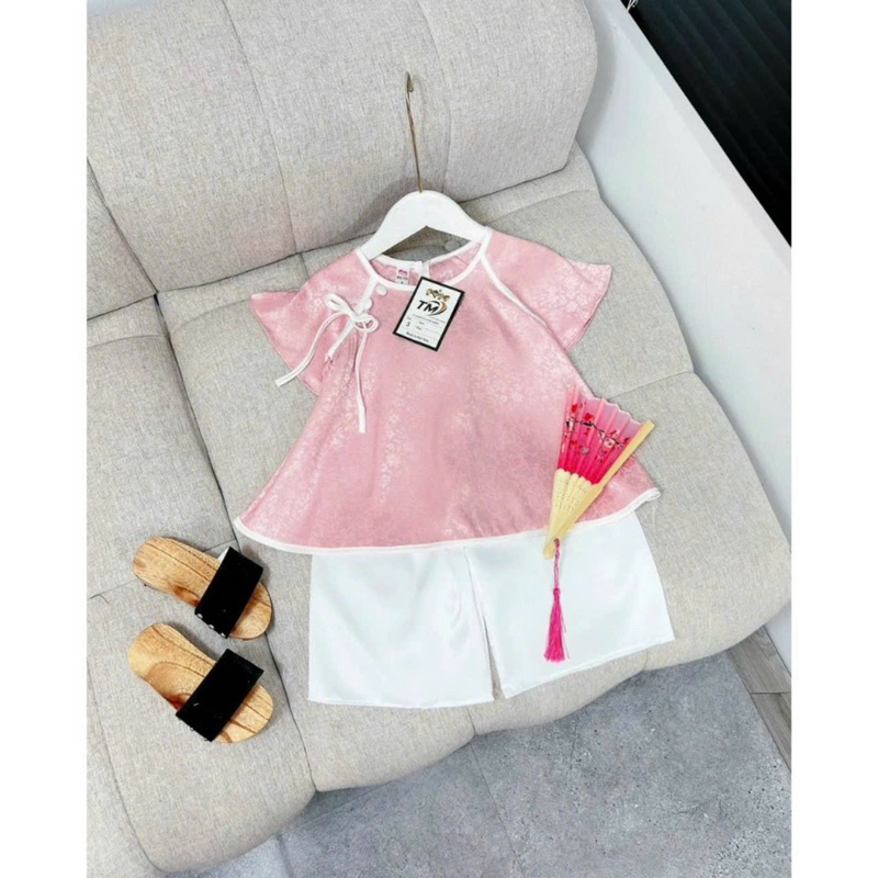 Bộ lụa bà ba/ cách tân đi chùa cho bé