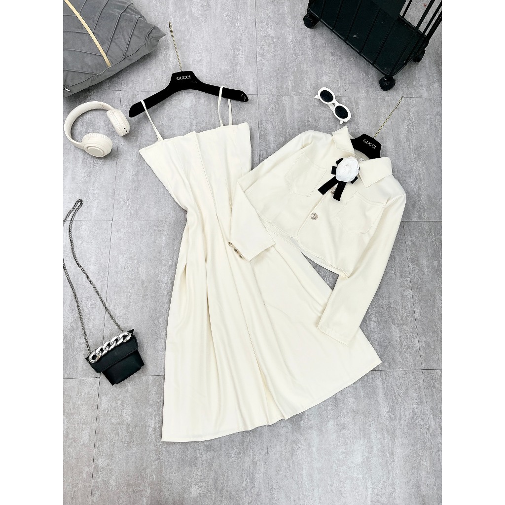 Set Váy Nữ Tiểu Thư Màu Kem Đầm 2 Dây Dáng Dài Mix Ao Khoác Ngoài Dáng Ngắn Cúc Dọc Kèm Nơ Hoa Nổi Freesize