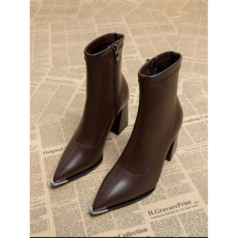 Boot cổ thấp mũi nhọn