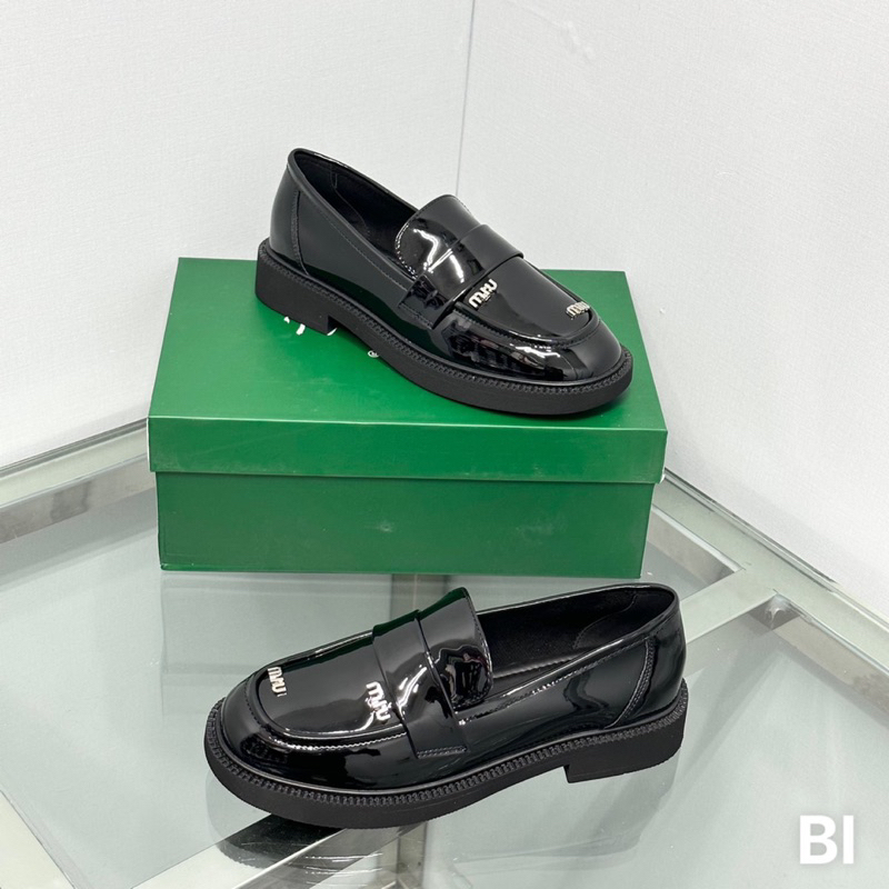 Giầy Moca Khoá Đá Miu Đen Bóng/Mờ Full Size 35-39  -  By Anh Dinh Phuong