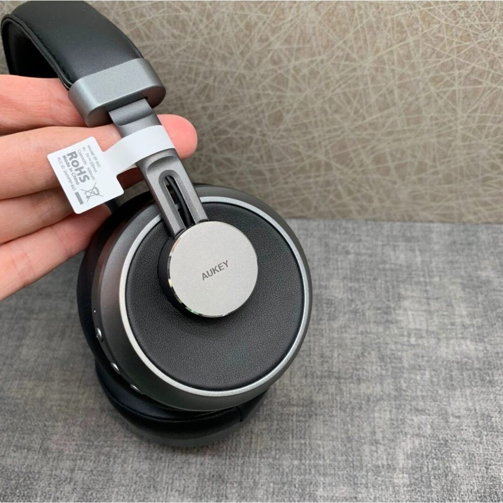 Tai nghe AUKEY EP B52 bluetooth chụp tai chính hãng