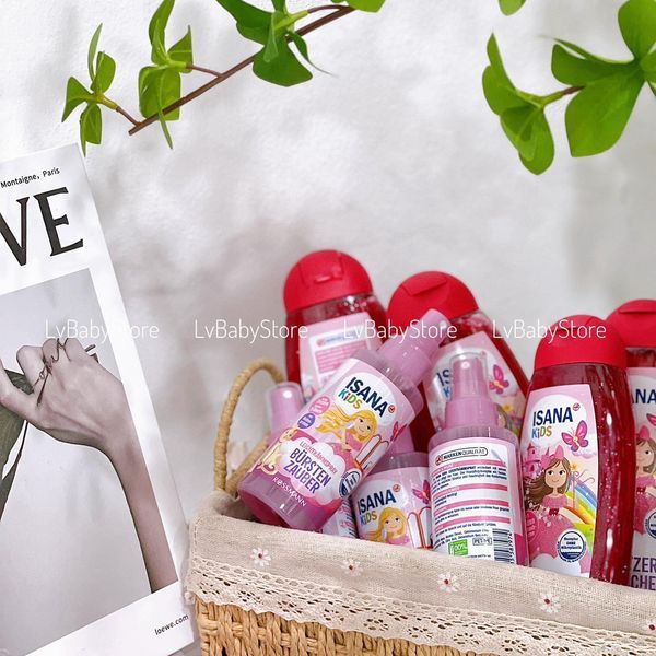 COMBO DẦU GỘI + XỊT DƯỠNG TÓC ISANA HÀNG ĐỨC CHO BÉ GÁI