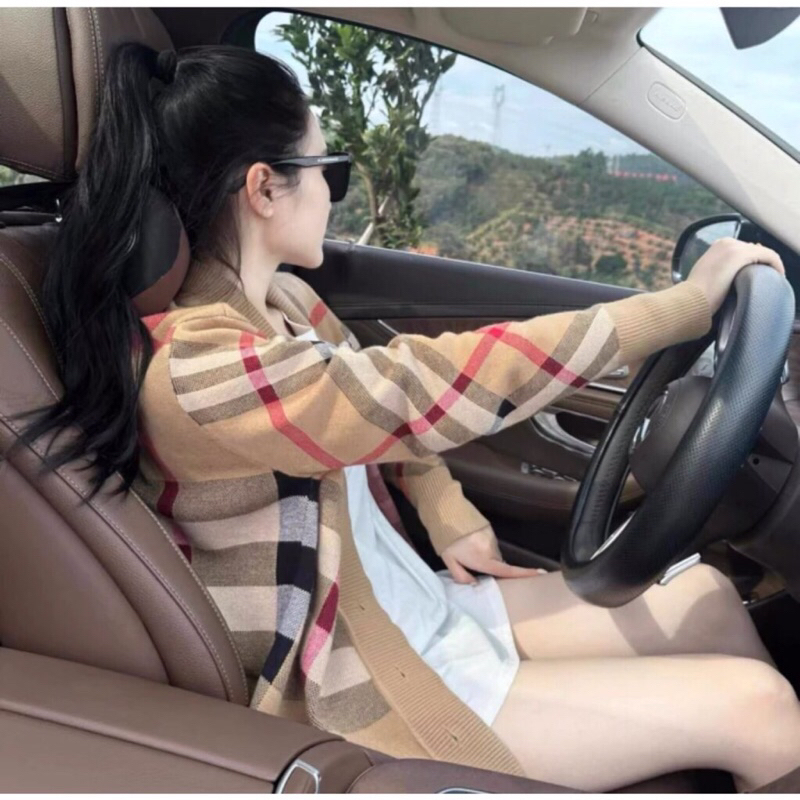 ÁO LEN CARDIGAN NÂU KẺ MÀU Z.RR