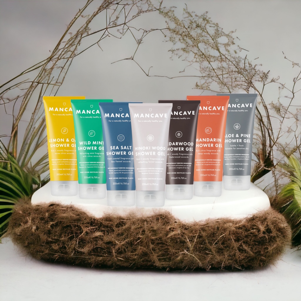 Sữa tắm nước hoa nam ManCave Shower Gel 200ml/500ml làm sạch sâu với hương thiên nhiên nam tính mạnh mẽ lưu hương lâu