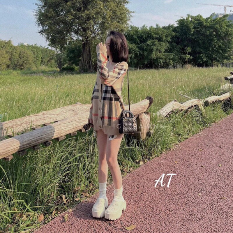 ÁO LEN CARDIGAN NÂU KẺ MÀU Z.RR