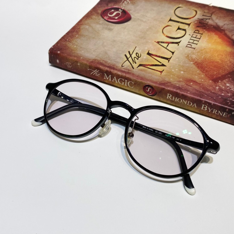 Gọng kính EYEsCLOUD       ——𝑴𝙖𝒅𝙚 𝙞𝒏 𝑲𝙤𝒓𝙚𝒂——      𝘿𝙚𝙨𝙞𝙜𝙣𝙚𝙙 𝙞𝙣 𝙅𝘼𝙋𝘼𝙉