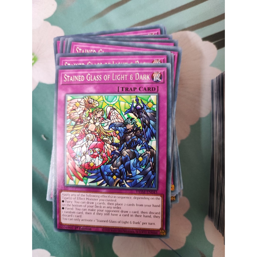 1 lá thẻ bài Stained Glass of Light & Dark - VASM-EN045 - Rare 1st Edition