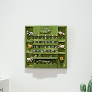 Lịch gỗ hình vuông màu xanh lá treo tường decor trang trí nhà cửa