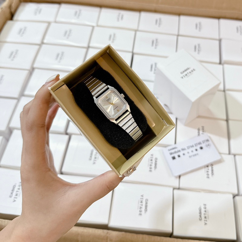 2746 Đồng hồ Casio bạc vintage fullbox