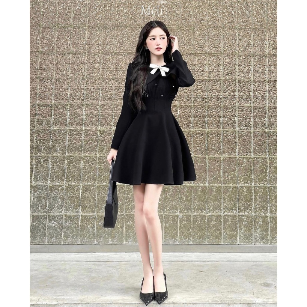 Set váy yếm đính đá + khoác