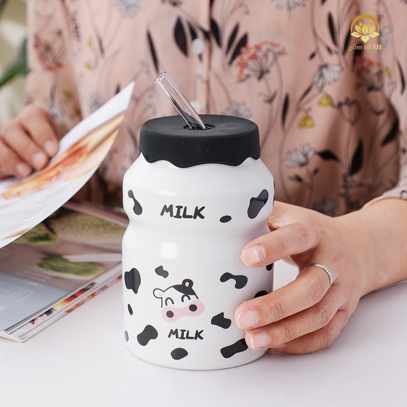 Ly sứ , cốc sứ , ly nước ,ly có tay câm sứ họa tiết bò sữa , trái dâu , hoạt hình siêu đáng yêu - Gốm sứ SH
